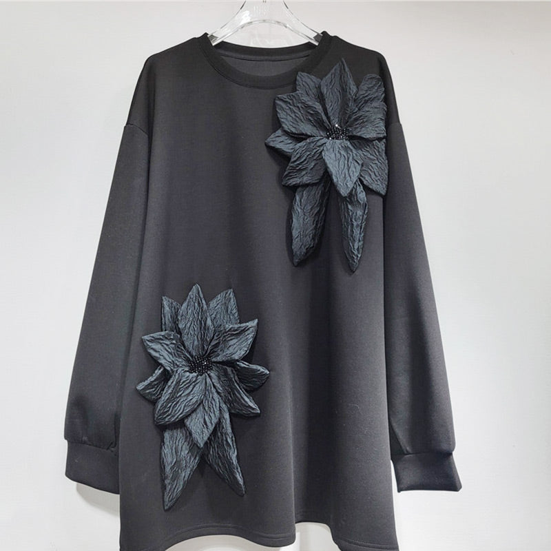 Women's Loose Sweatshirt with 3D Floral Decoration