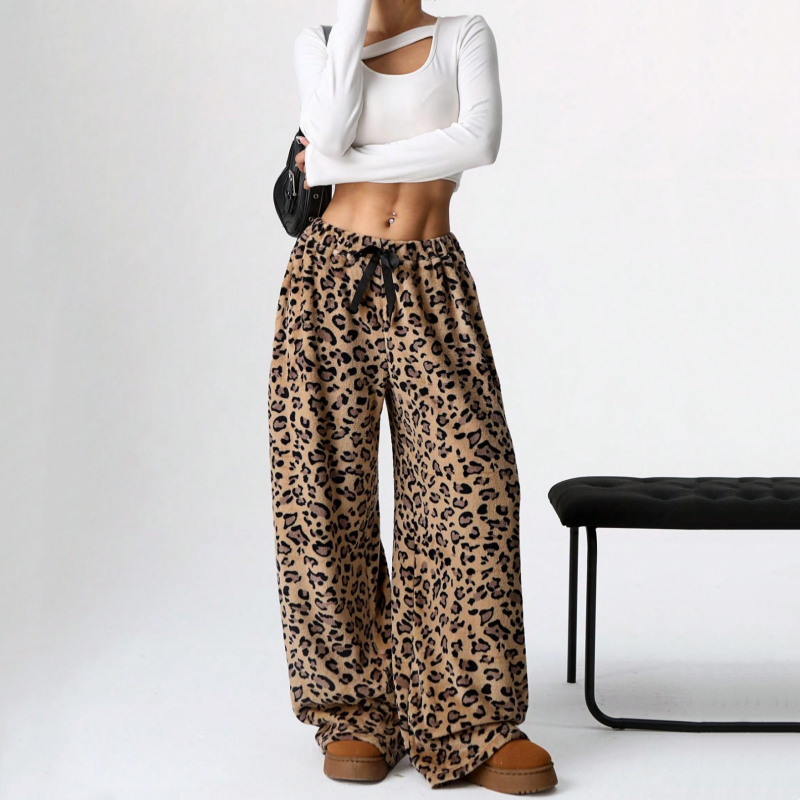 Women’s Leopard Print Wide Leg Pants